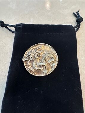 Dragon Coin Pendant Pin - Gold Tone